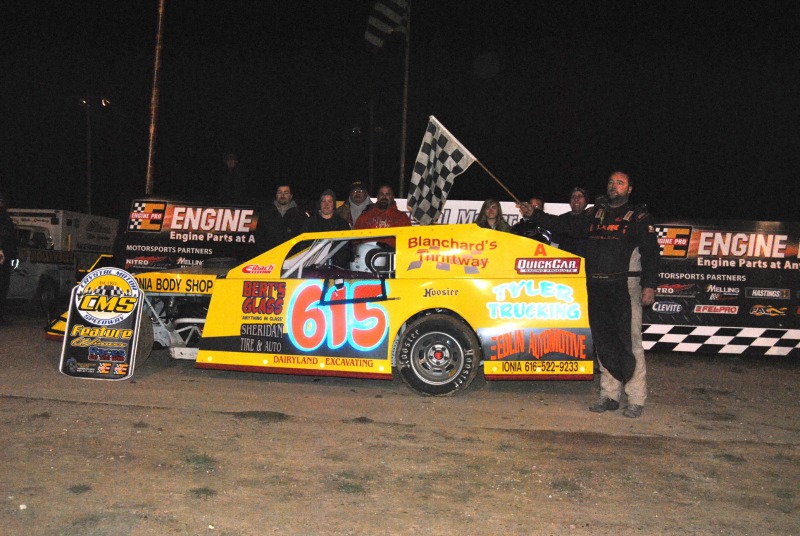 Chad Wernette IMCA Mods PM.jpg