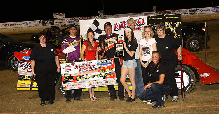 deeryqc2-05-03-15-022mikeruefer