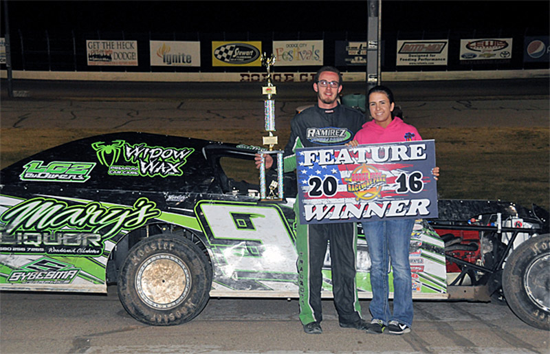 Cole-Traugott-Dodge-City-Modified-Stampede-Winner-040916