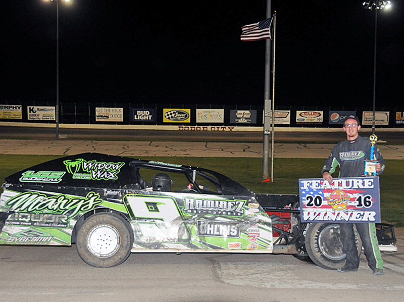 Cole-Traugott-DCRP-Win-IMCA-Modifieds-050716