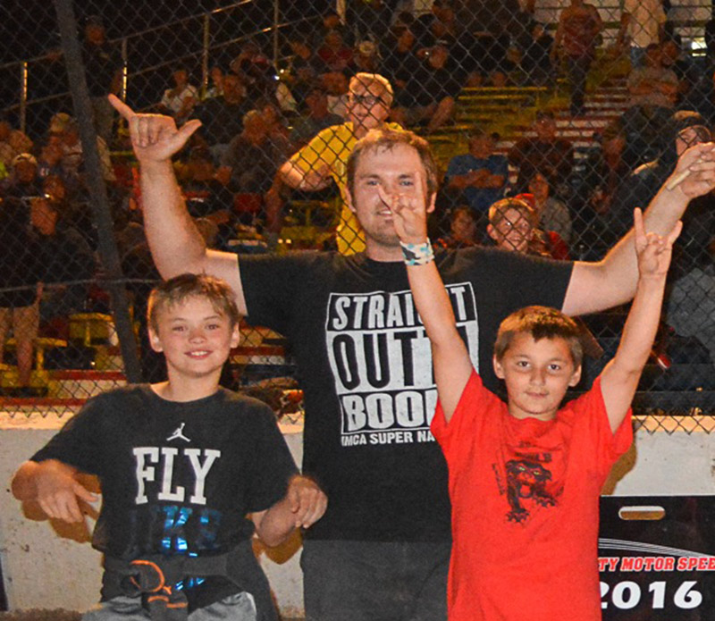 Main-Street-Seed-and-Supply-IMCA-Modified-#20w-AJ-Ward