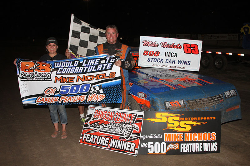 Nichols keeps clicking, collects career 500th IMCA Stock Car win IMCA