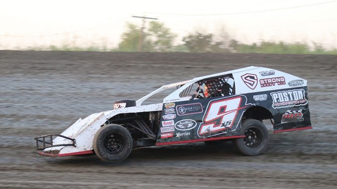 M-Chris-Elliott-PB-Stacy-Kolar