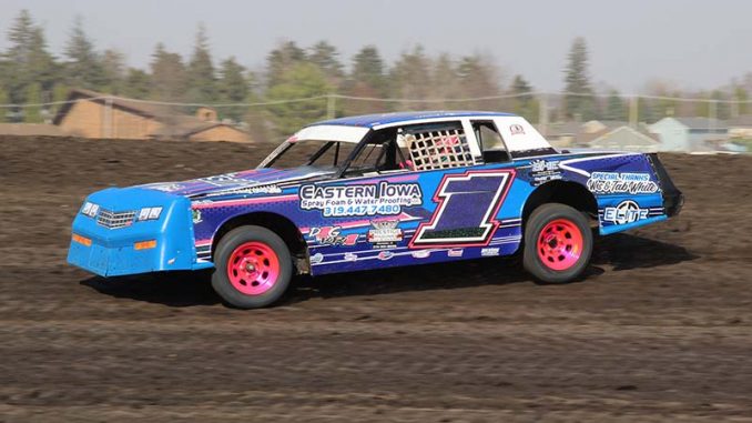 Fender fan Reynolds races to IMCA Sunoco Hobby Stock national crown - IMCA  - International Motor Contest Association