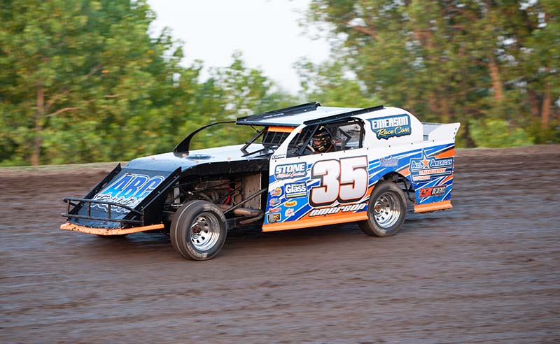 Emerson thrives on competition, earns Smiley’s Racing Products Southern