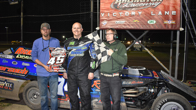 MOD Clint Hatlestad VL PB Sarah Moriarty