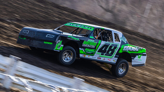 SC Brock Beeter OT PB Tyler Hagen Photography