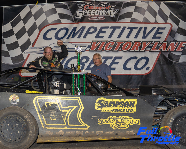 Ryan Cashes In Late to Win Wild Late Model Main at Davenport - IMCA ...