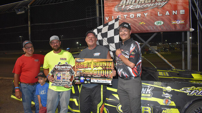 SC Dan Mackenthun VL PB Sarah Moriarty